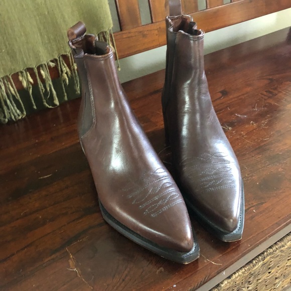 Western/ cowboy Chelsea boots. Andre Assous - Picture 3 of 6